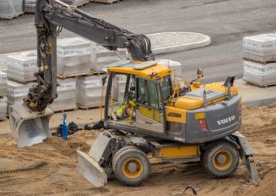 Wykonanie drogi gminnej 2KDD między ul. Postępu a ul. Wołowską w ramach Inwestycji o nazwie : Modern Mokotów” w Warszawie