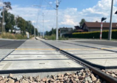 Montaż przejazdów drogowo-kolejowych na linii kolejowej nr 97, odcinek Żywiec – Sucha Beskidzka